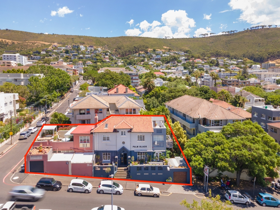 4 Bedroom Property for Sale in Tamboerskloof Western Cape